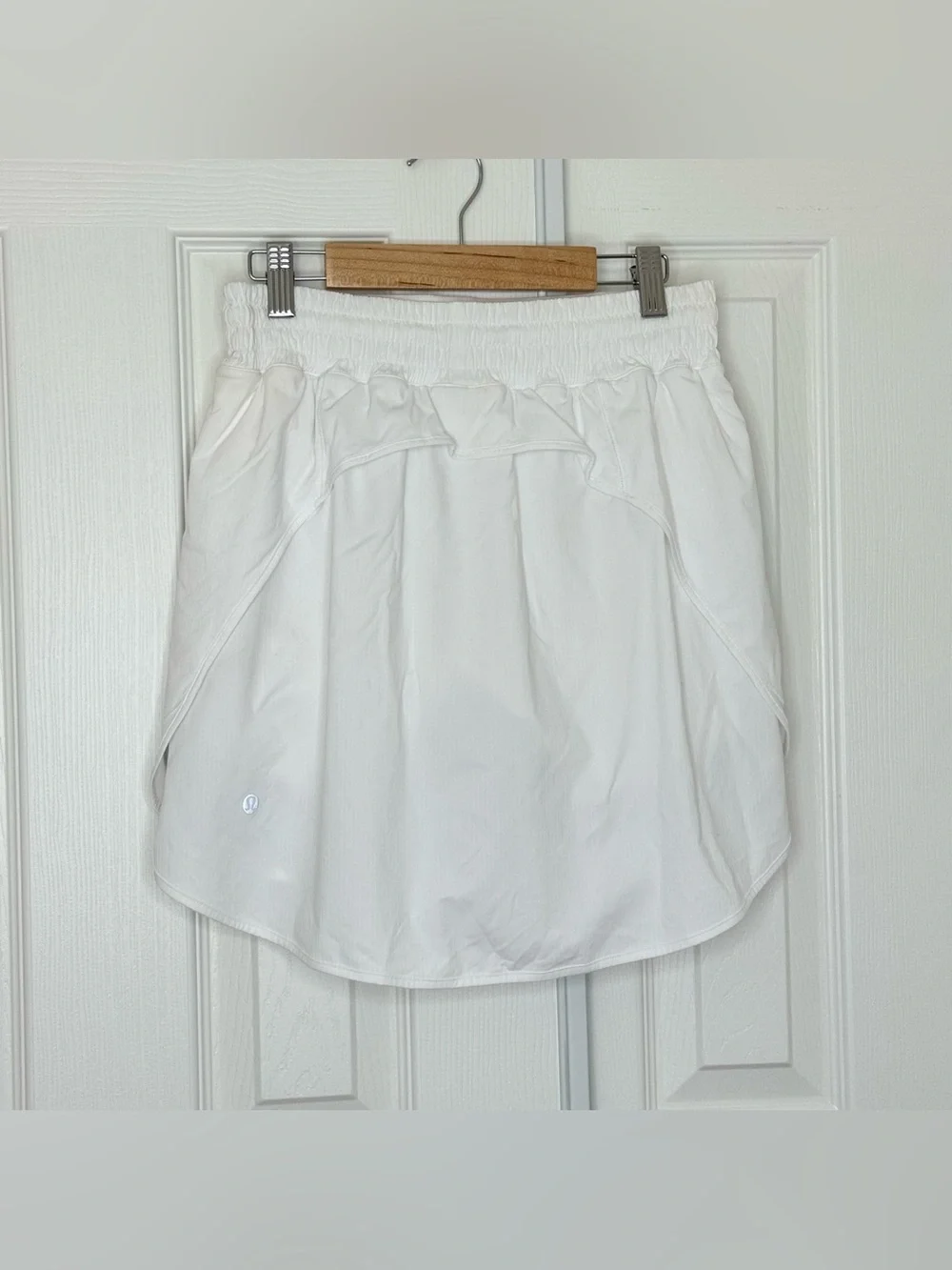 Lululemon Hotty Hot High-Rise Skirt *Long White Women’s Size 6